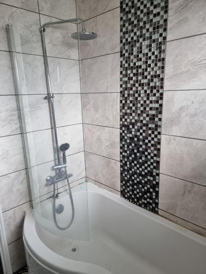Spacious House In Central Manchester Esterno foto