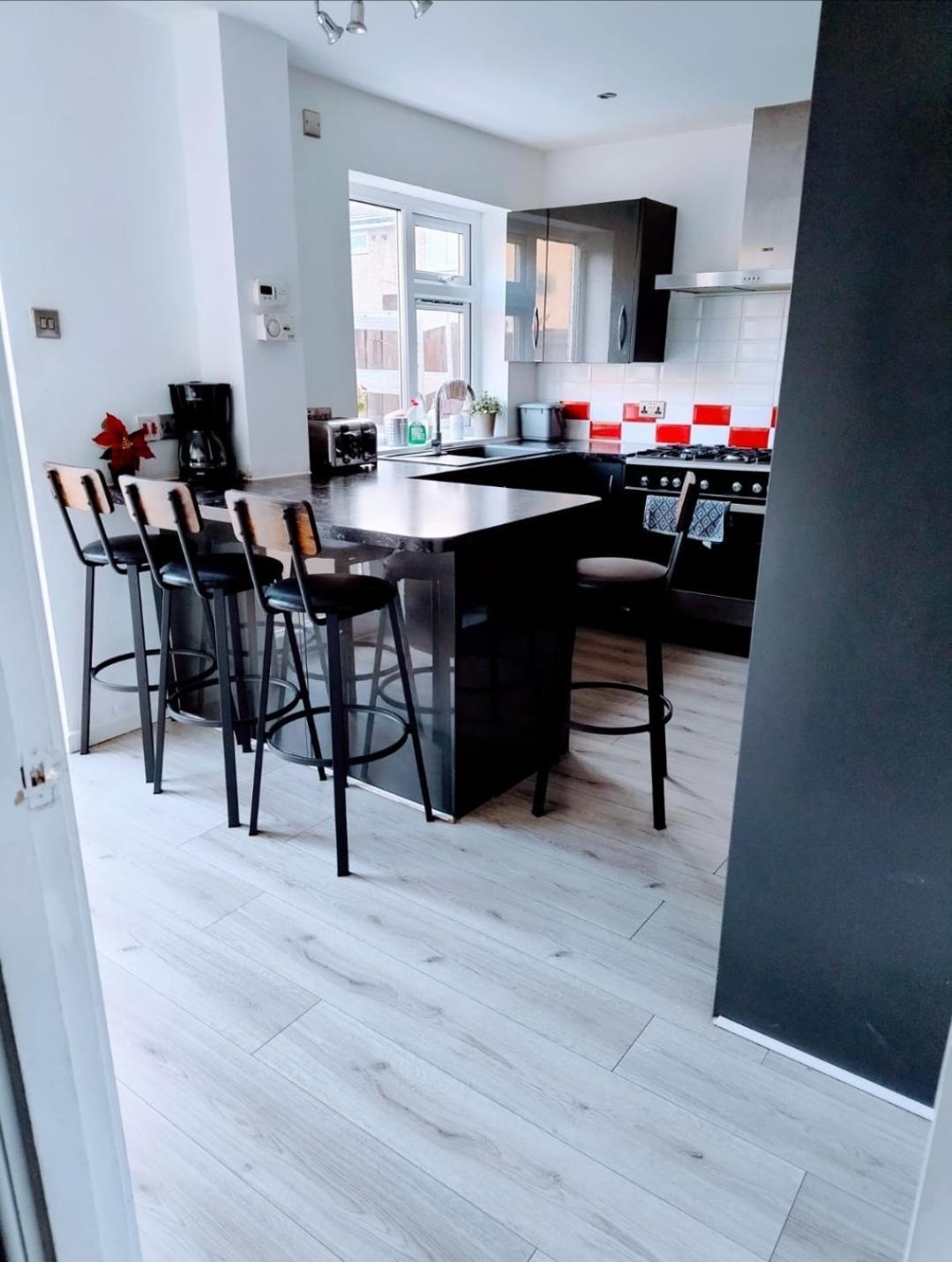 Spacious House In Central Manchester Esterno foto